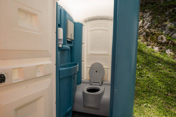Best Deluxe Portable Toilet Rental  in Graham, WA